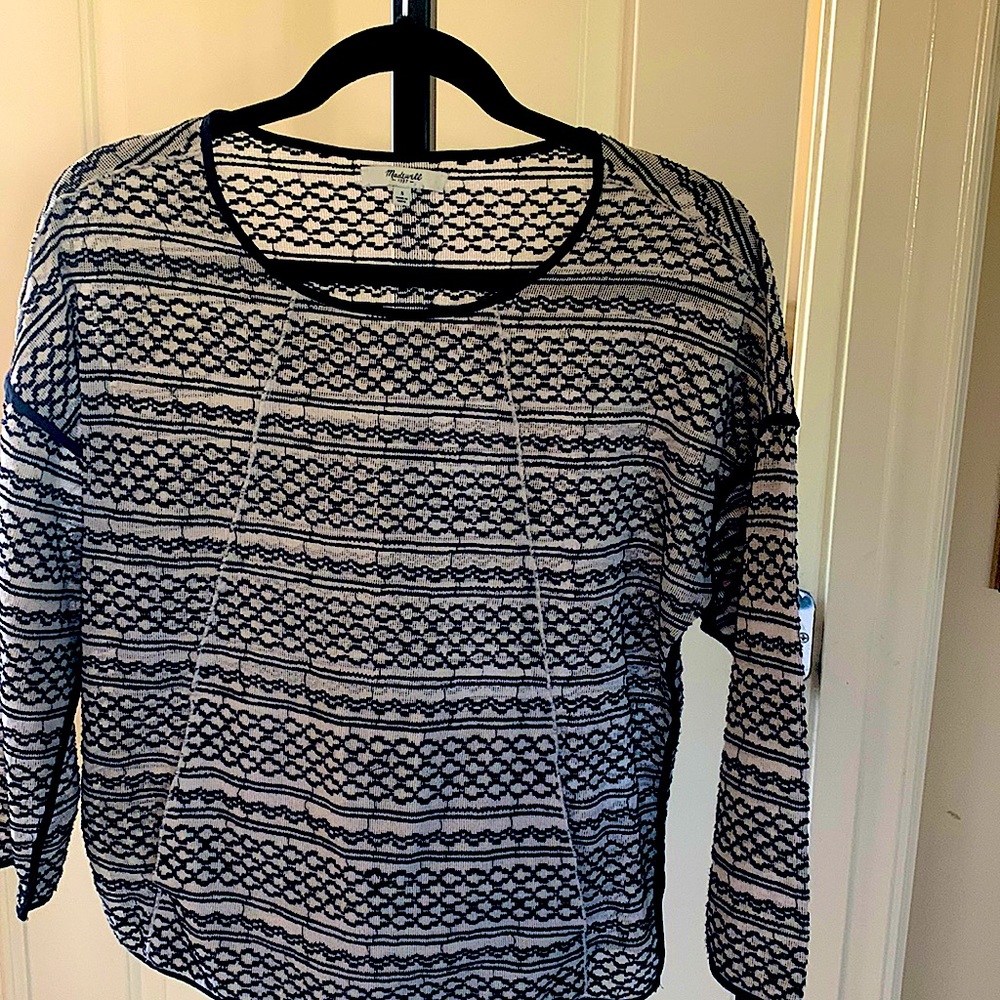 Madewell Tidal wave embroidery pullover shirt, front pocket, side slits